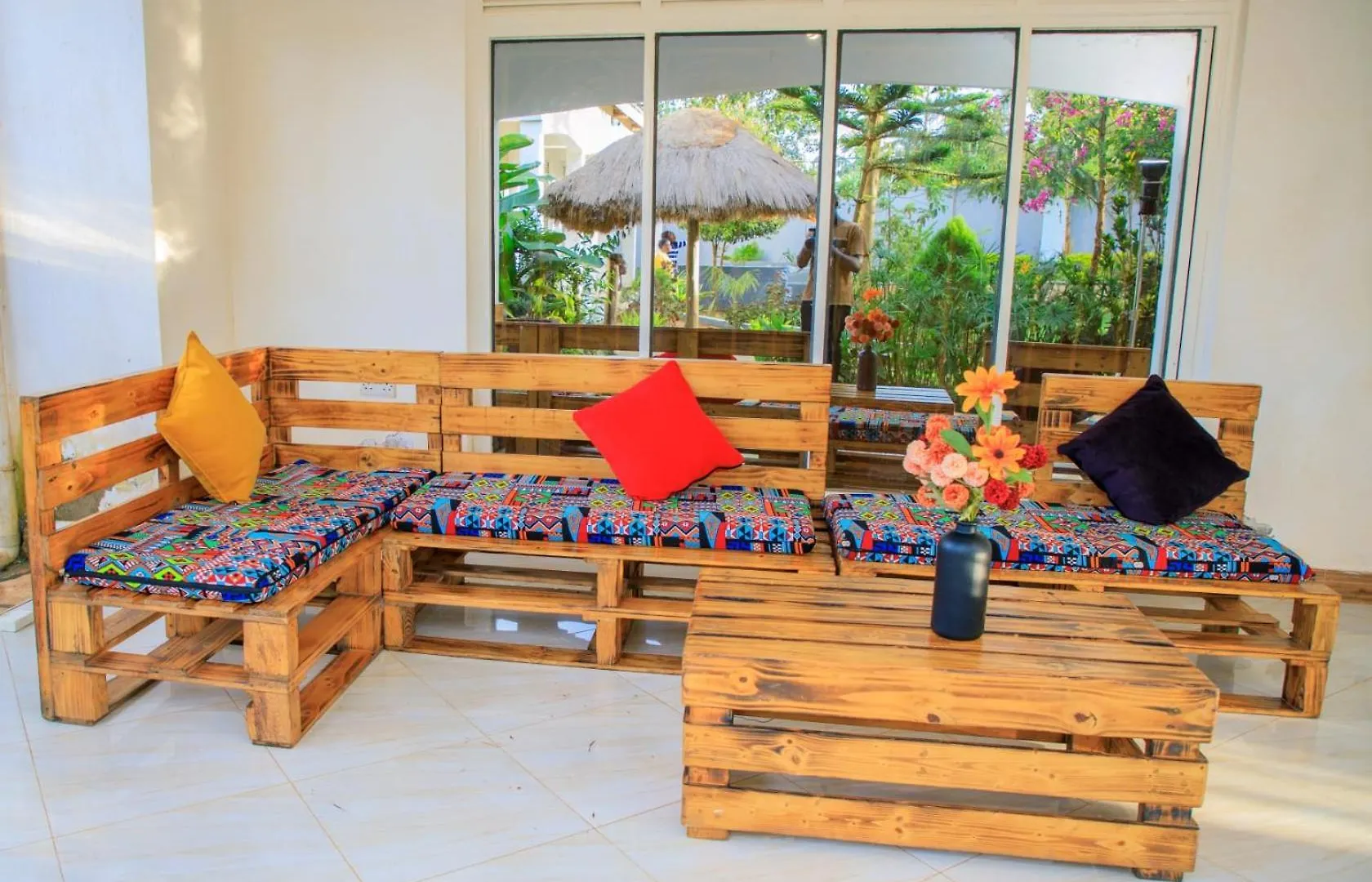 White Guest House -Kakiri Kampala 0*,  Uganda