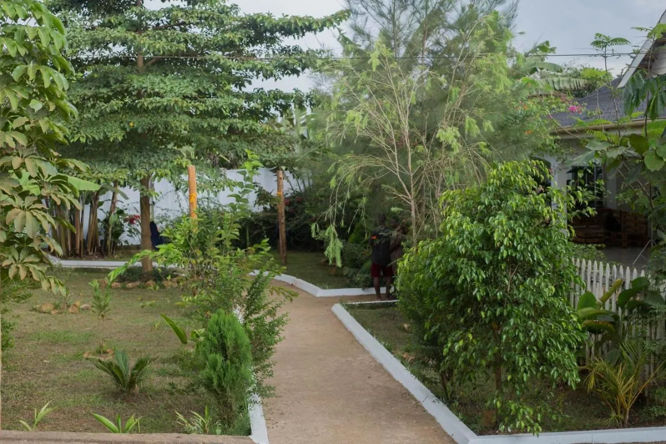 White Guest House -Kakiri Kampala
